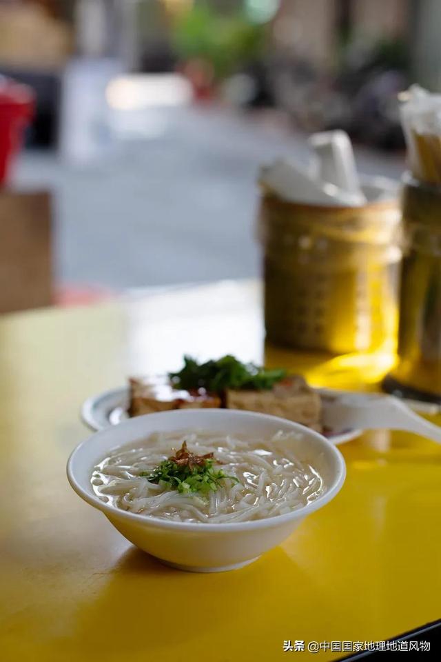 台湾没有手抓饼，温州没有大馄饨