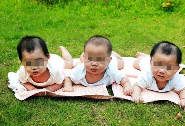 三胞胎出生后，苏姓宝爸取名笑喷众人，别人却夸赞厉害了