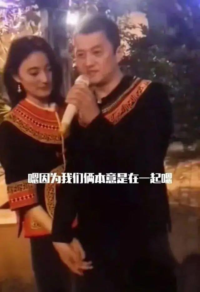 50岁李亚鹏再当爸！未婚妻孕照首曝光：这次王菲输了？