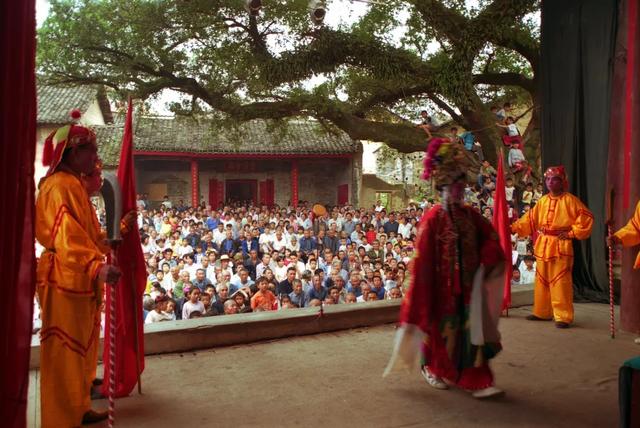 这些风靡80年代中国的行当，正在一个一个消失