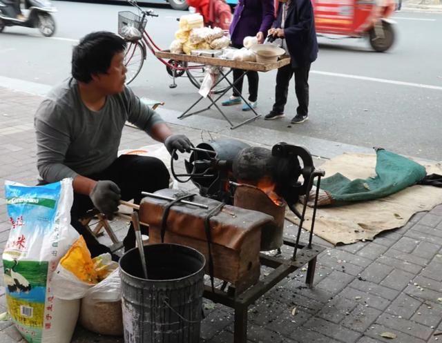 这些风靡80年代中国的行当，正在一个一个消失