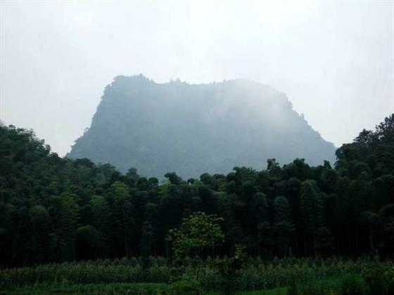 兴文石海僰王山