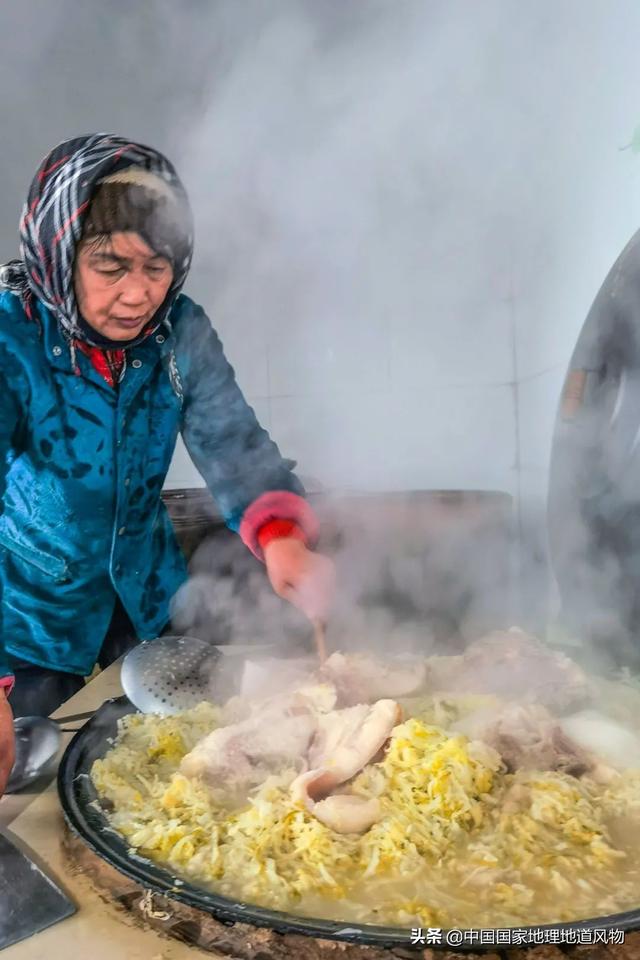 酸菜白肉、蒜泥白肉、砂锅白肉......这片白肉有多美？