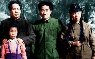 三次议运毛岸英遗体归国均未能成行，毛主席深藏爱子遗物长达25年