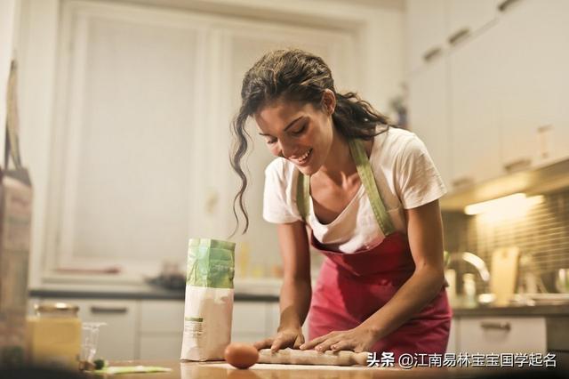 那些藏在国学经典中漂亮有涵养的女孩名，一听就觉得寓意不凡