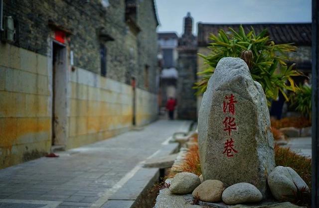 云浮一千年古村落，被誉为“才子村”，专出985、211大学生
