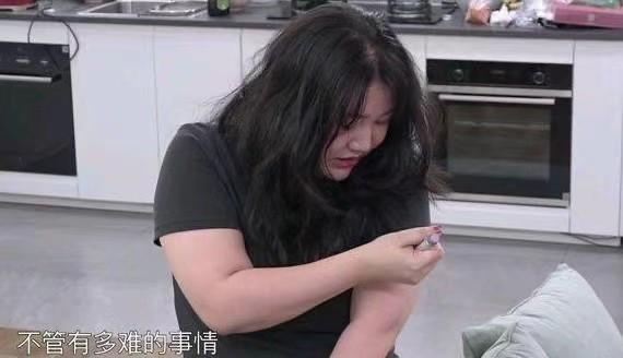 中国版穿PRADA的女王：20岁任导演，29岁当老板，就凭一张嘴？