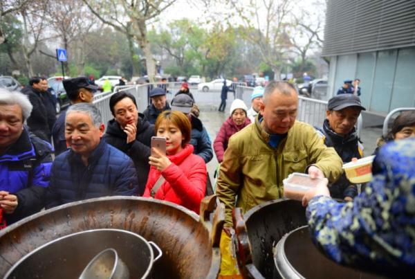 今天，他们温暖杭州