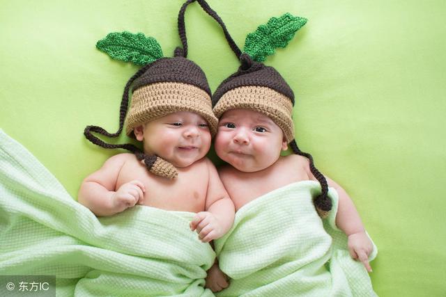 看双胞胎怎样起名，好听的男双胞胎名字及解析，宝妈收藏备用！