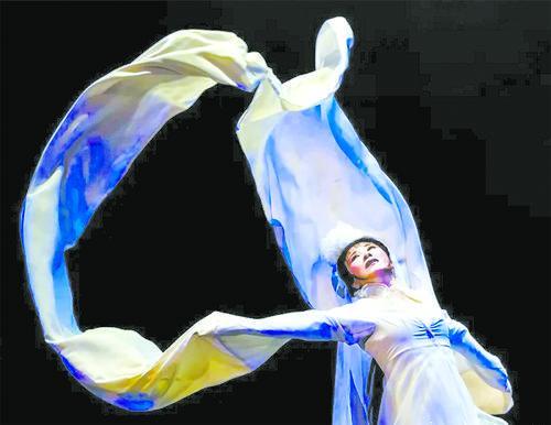 中华优秀传统文化系列谈丨美轮美奂的戏曲行头，何以浸润中国特有的审美文化