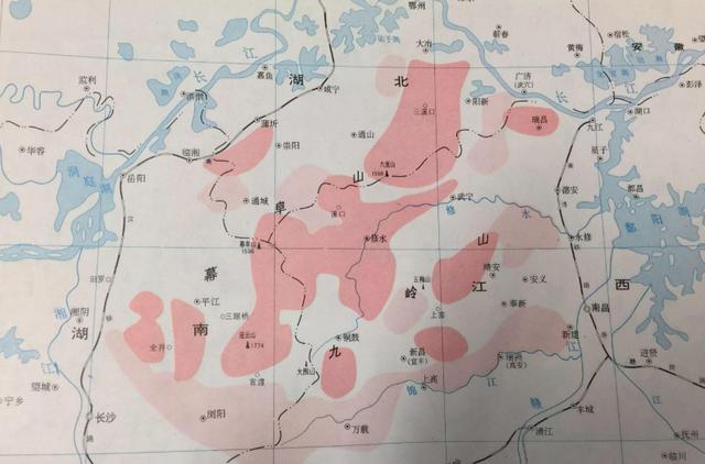 湖北一位农妇去世，28年后孙子才发现，奶奶曾是红军中的大人物