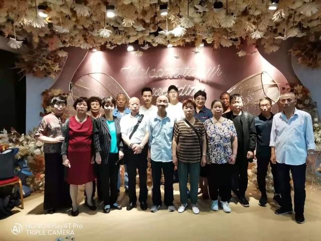 双向奔赴！西安夫妇寻子33年，厦门男子寻亲9年！认亲现场让人泪目……