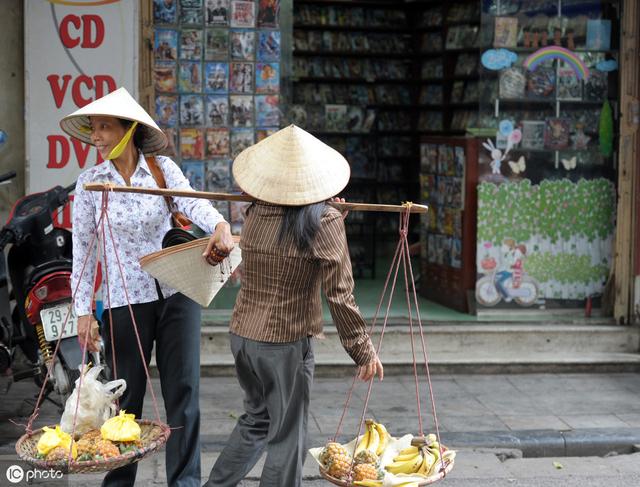 越南人近半人口姓阮，背后有怎样的历史，真是因为古代荒缪指令？