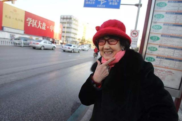她曾是上海女首富，一夜间沦为阶下囚，72岁再创业，如今身价千万