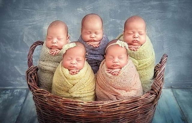 宝爸姓刘，家里生了5胞胎，爷爷给孩子起这个名字，让人哭笑不得