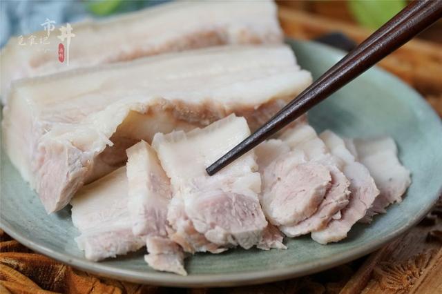 煮猪肉炖排骨牢记做“减法”，3种料不能放，肉香味足，没腥味