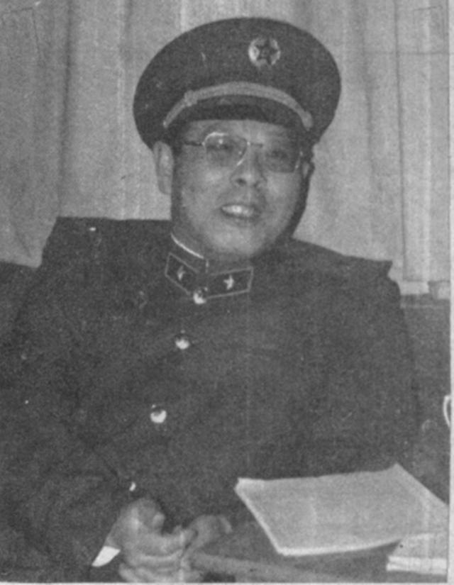 1983年，民政部为毛泽覃颁发烈士证书，001号导弹专家的身份暴露
