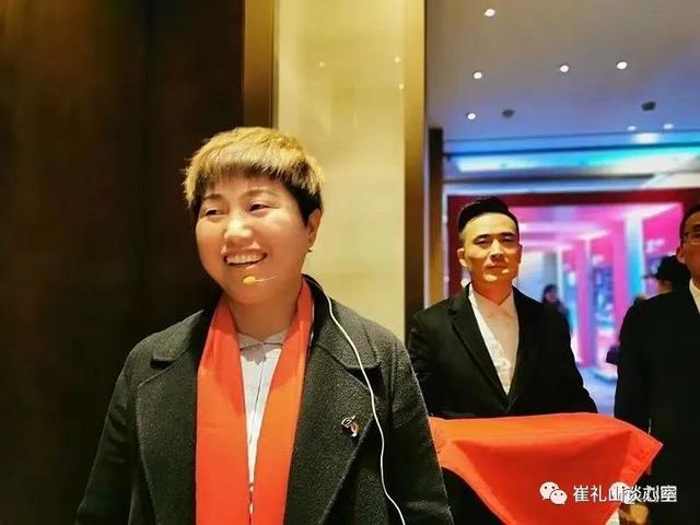 风雨过后，他终于迎来人生的彩虹