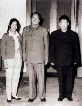 邵华：毛泽东儿媳，生下主席唯一孙子，临终前嘱托儿子向汶川捐款