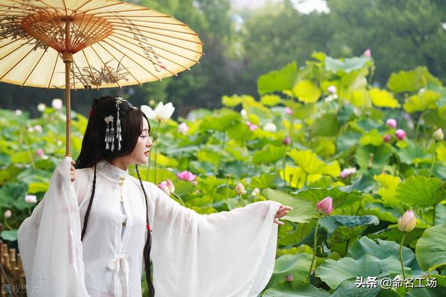 古诗中温暖如阳的女孩名，笑颜如花，气质长存，寓意清新岁月留香