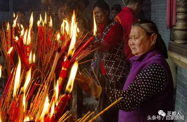 黄氏大宗祠起灯盛会 黄飞鸿狮队前来助威