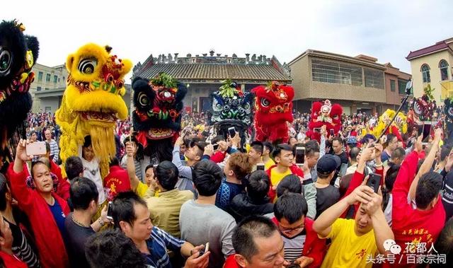 黄氏大宗祠起灯盛会 黄飞鸿狮队前来助威