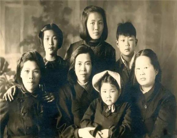 战争年代，毛主席失落的六个孩子：两个不幸夭折，四个下落成谜
