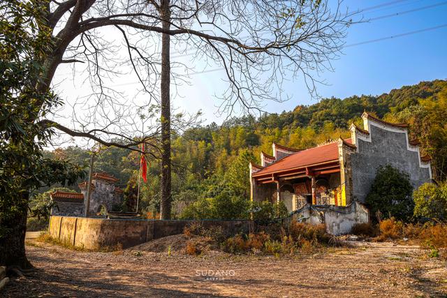 湖南有一座千年古寺，疑似史上最寒酸的“皇家寺院”，但鲜为人知