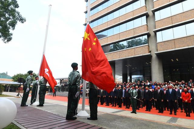 港媒：数百名师生参加理大元旦升旗仪式，祝愿国家富强昌盛、香港繁荣稳定