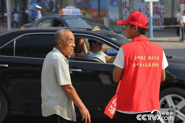 20万里邮路，骑坏4辆摩托车！80后邮递员的别致青春