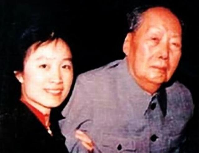 76年毛主席病重，贺子珍从电视上得知后给女儿打电话：去看看爸爸