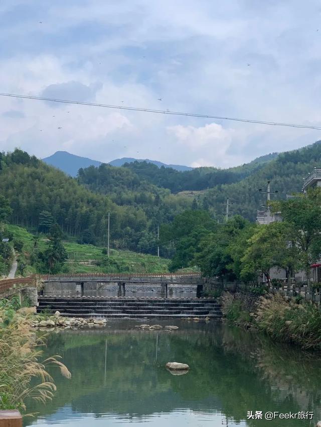 浙江有个名不见经传的小村落，夏天却可以美得不输九寨沟