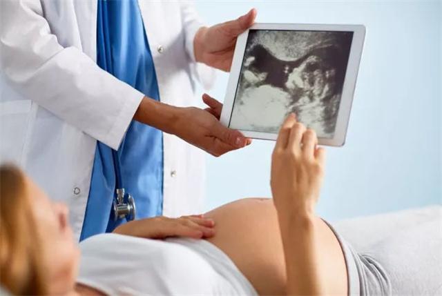 胎宝出生后性别“反转”，原因其实很简单，夫妻别在孕期做傻事
