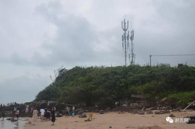 防城港边海之城，国门东兴相会谢家兄弟-谢天谢地双胞胎