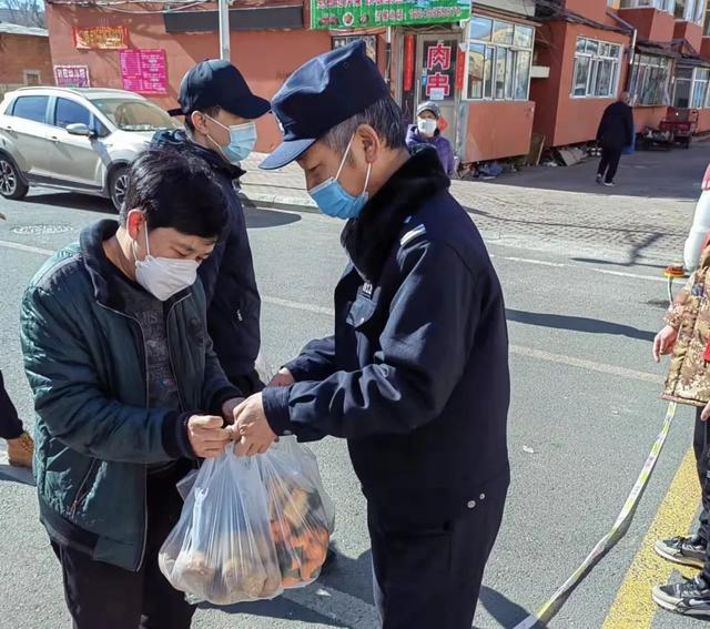 警营疫情防控中的“师徒档”“夫妻档”