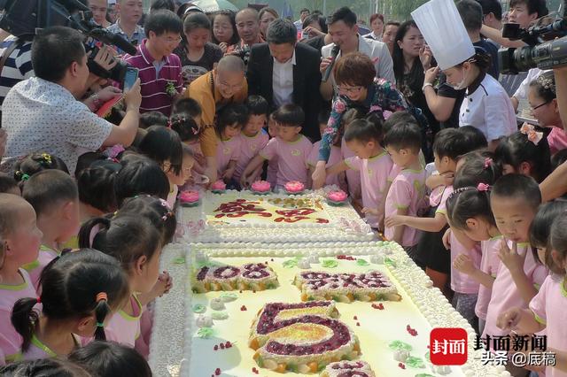 汶川地震寺庙出生的108个“罗汉娃”长大了：有人不想被关注有人觉得“幸运平常”看到僧人会合掌喊“师傅”