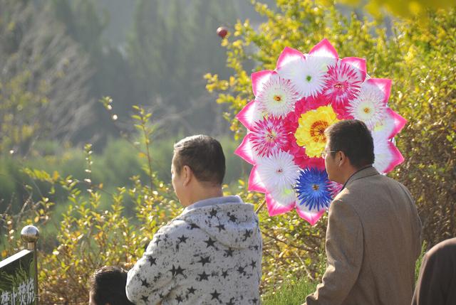 寒衣节上坟和清明节上坟有什么不同？