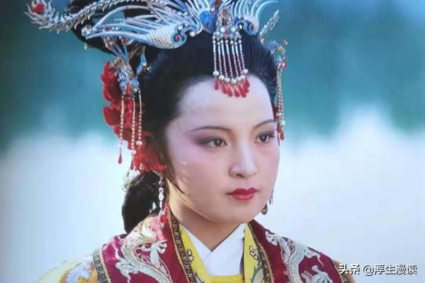 《红楼梦》｜元春省亲时，两次为稻香村改名，她为什么要这么做？
