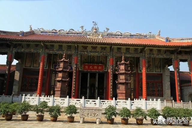 古建之旅，行摄昭通龙氏家祠，“云南王”龙云家的高墙大院。