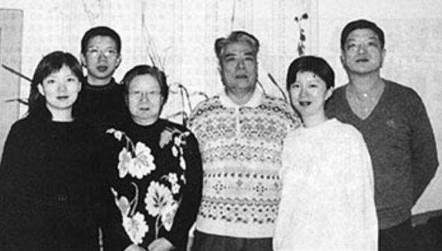 62年刘思齐改嫁后，带丈夫去中南海，毛主席欣慰：以后常来看看我
