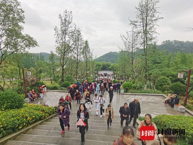 我们的节日•口述民俗丨纪念彭祖三女儿治病救人 四川彭山三月三朝山会沿袭千年