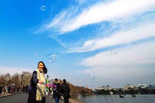 今年杭州的雪还没下完！春节气温将飙升至20℃，节后冷空气重来