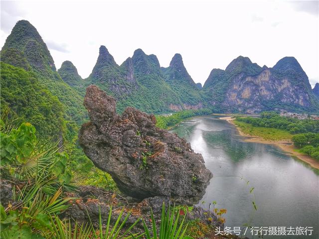 这个周末，我去了阳朔的壮族古民居群，还去爬了阳朔兴坪的乌龟山