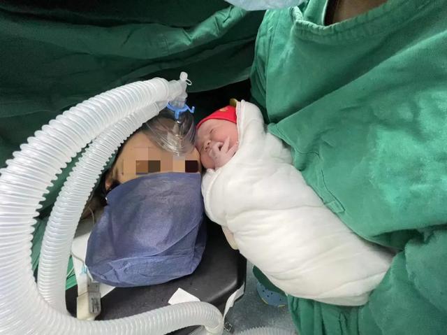 北京积水潭医院第一个“虎宝宝”出生啦! 取名“虎墩”