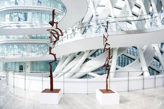 凤凰艺术 导览 | 请欣赏“美无止境—韩美林的雕塑世界”