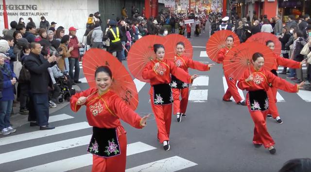 海外中国年