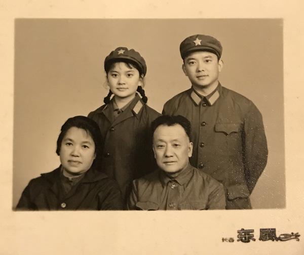 与新中国一同成长｜演员王刚：1959年7月6日对我很重要