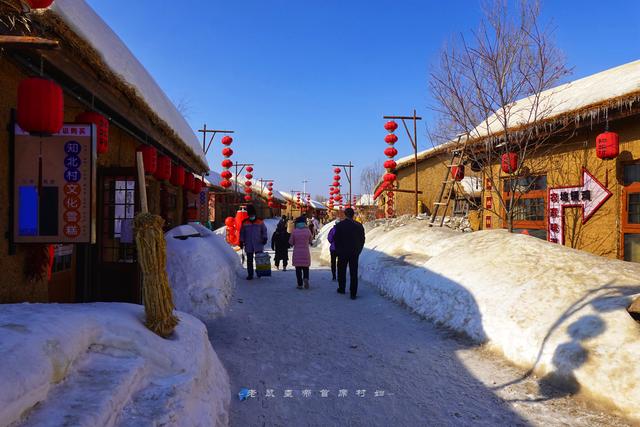 吉林首家沉浸式冰雪度假区知北村，无门票年味足，游客：太好玩了