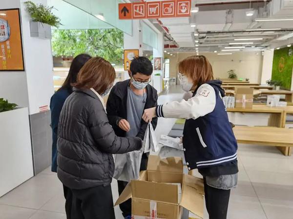 我是党员｜这名复旦“气泡辅导员”组建党员志愿服务队