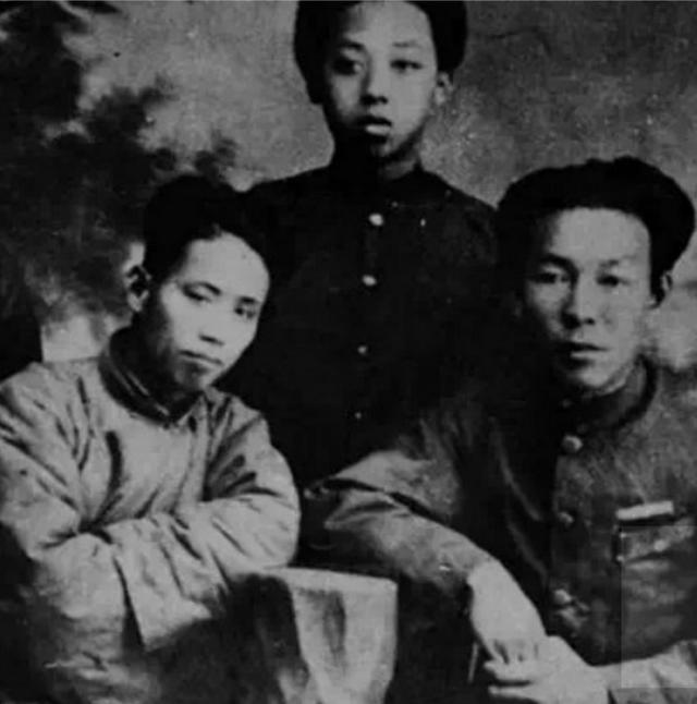 1951年，河南一名马姓小伙被政府调查组告知：你父亲是杨靖宇将军